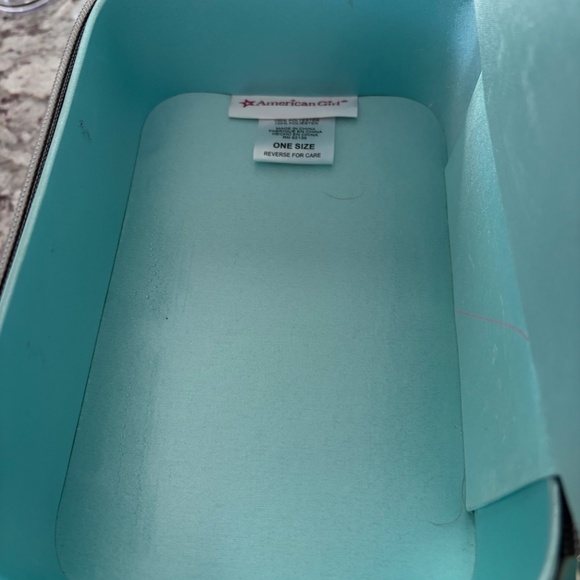 RARE- American Girl Doll, Grace, Travel Case - Picture 6 of 9